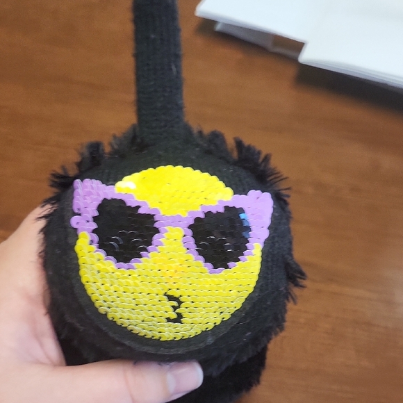 Cozy Black Cat Earmuffs for Kids - Picture 7 of 8